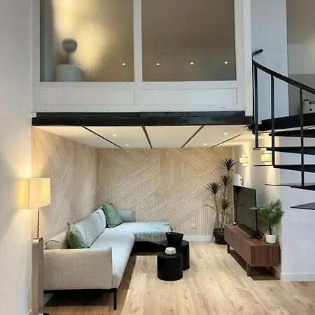 Апартаменти Beautiful Modern Loft In *